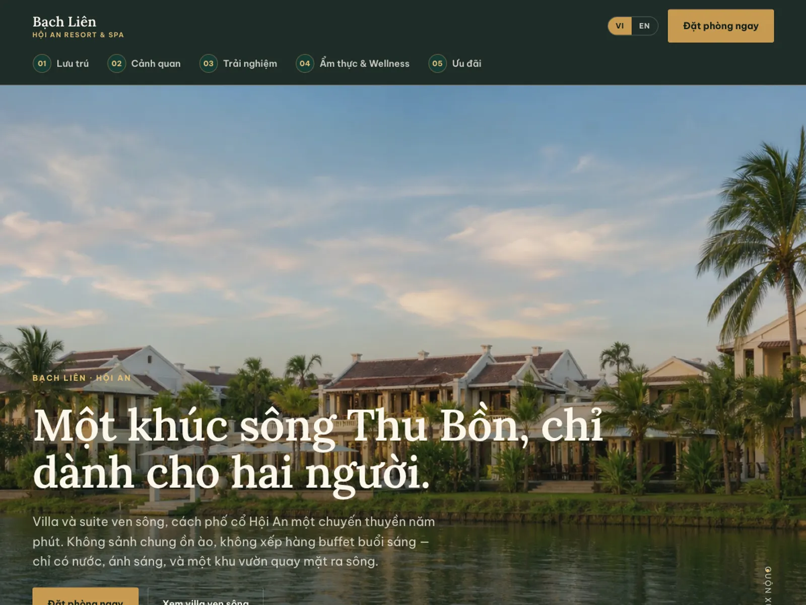 Resort ven sông cạnh phố cổ — Điều hướng đánh số tròn