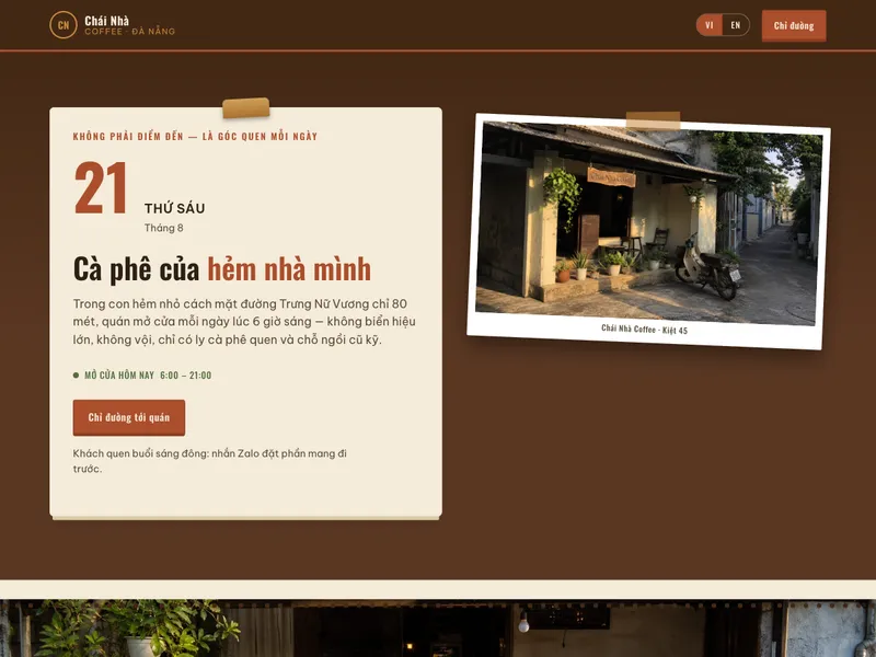 Cafe hẻm nhỏ ấm áp — Trang lịch xé từng ngày kiểu sổ tay